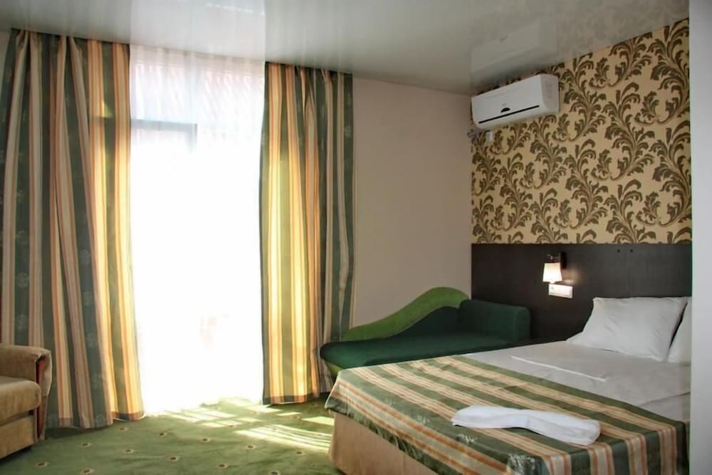 Comfort Quadruple Room photo 3
