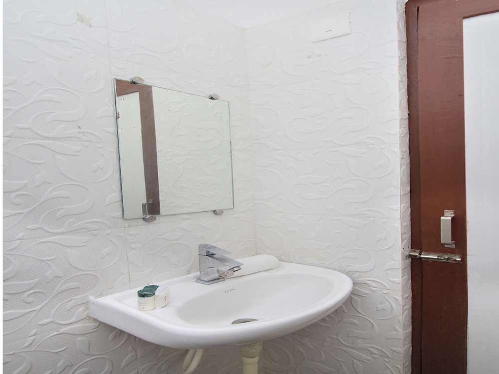Double Or Twin Room photo 3