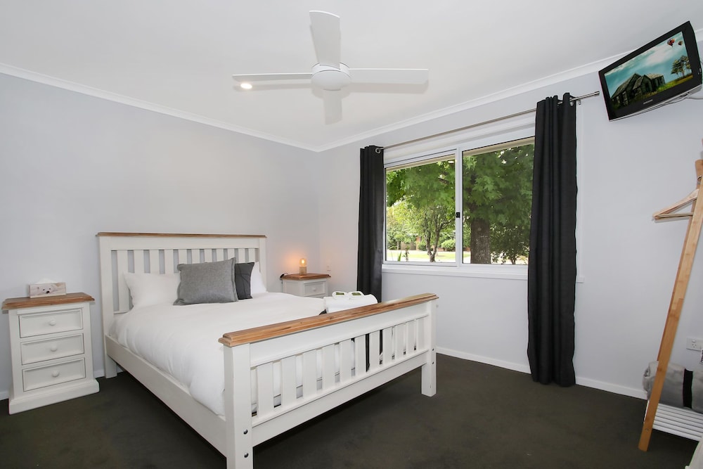 House, 3 Bedrooms photo 1