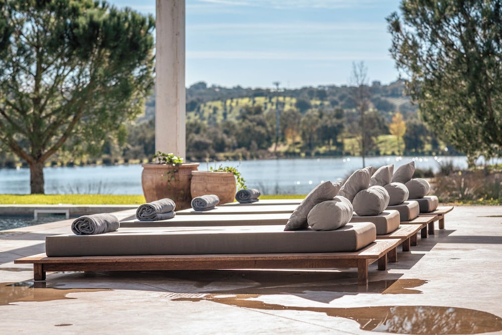 Lake Two-bedroom Villa w/ Private Pool photo 3
