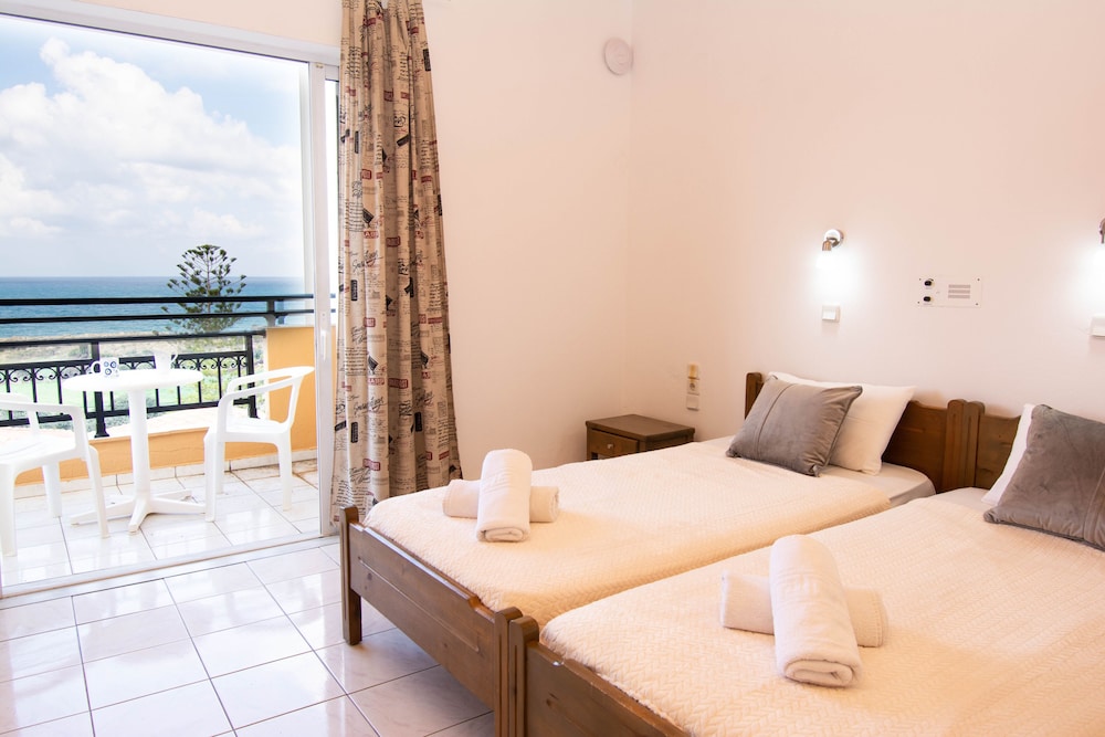 Superior Studio, Sea View