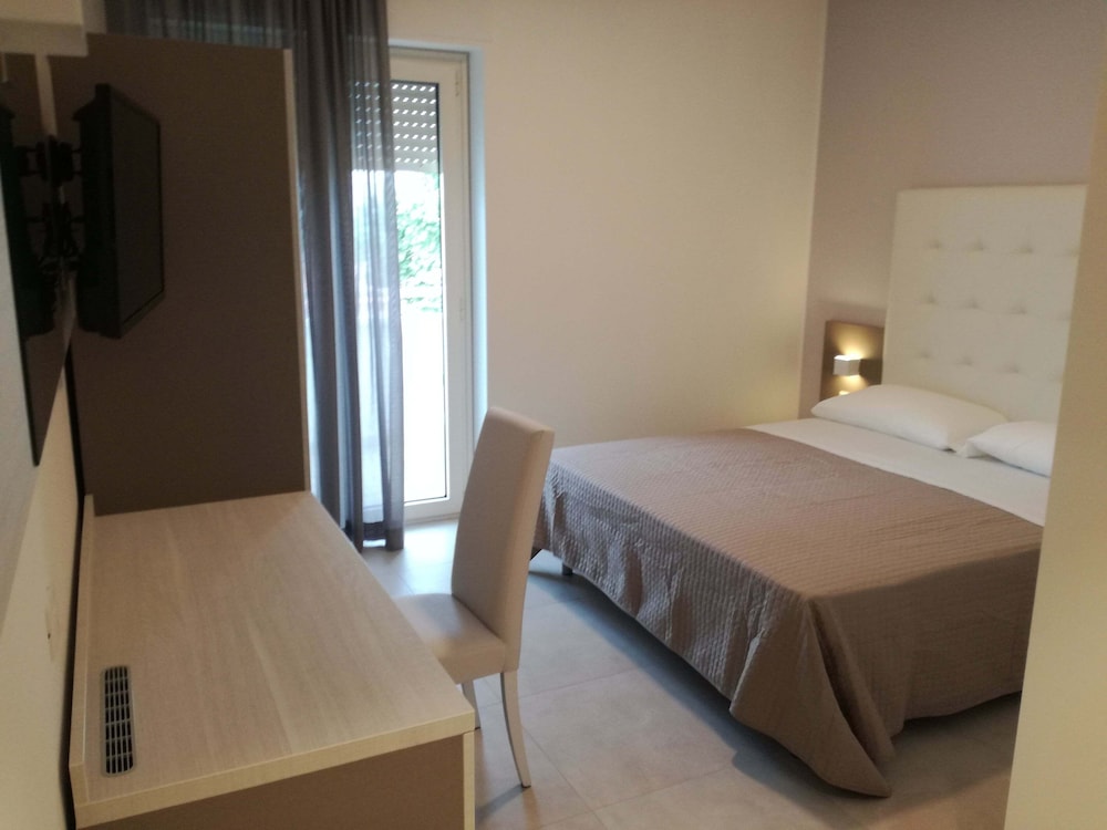 Comfort Double or Twin Room photo 1
