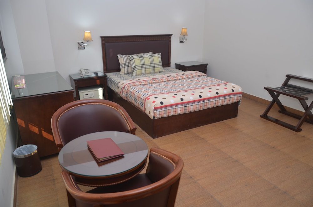 Deluxe Double Room photo 2