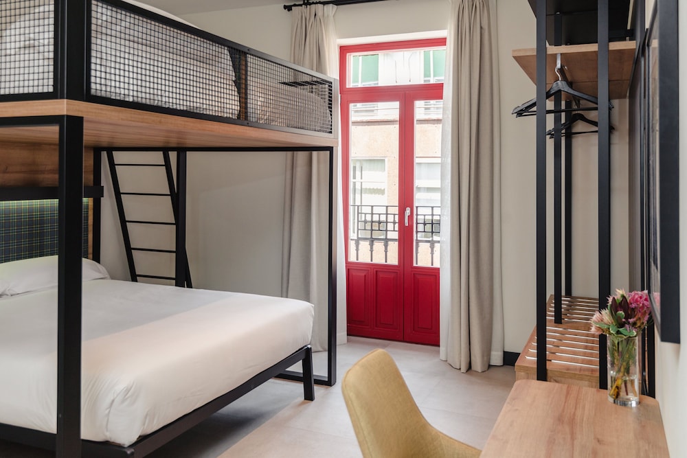 Premium Quadruple Room photo 3