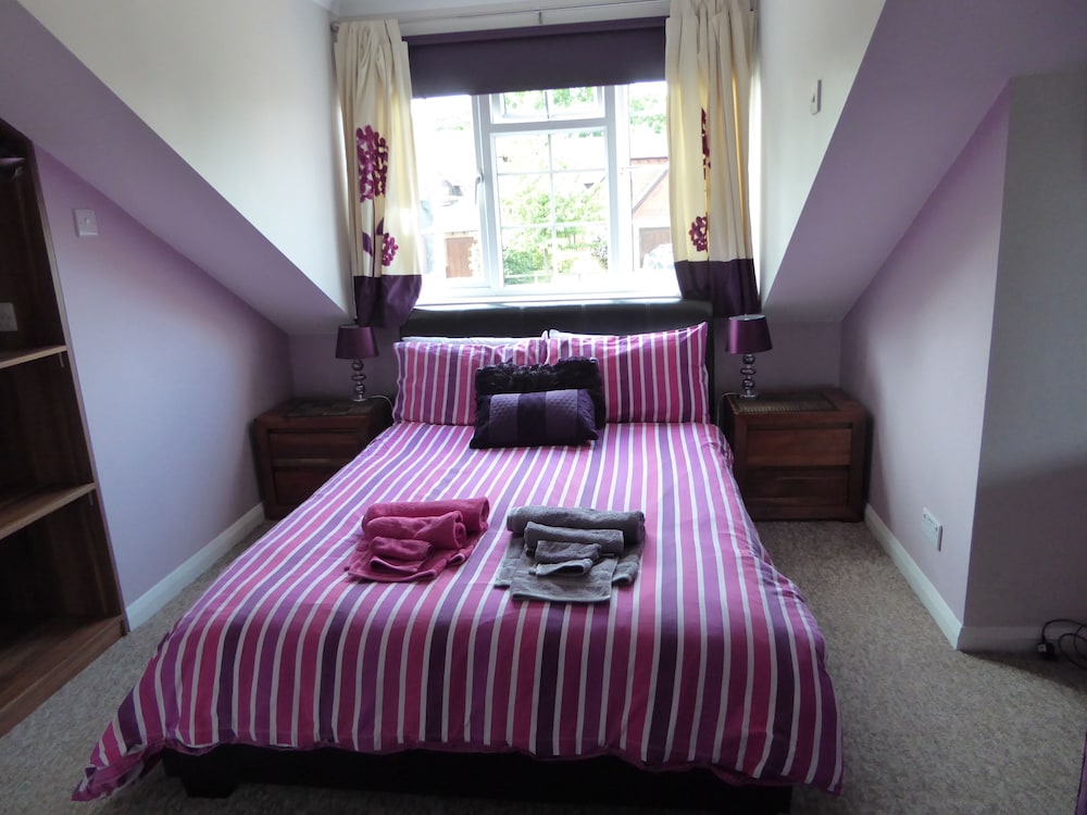Double Room, Private Bathroom (Loddon) photo 1