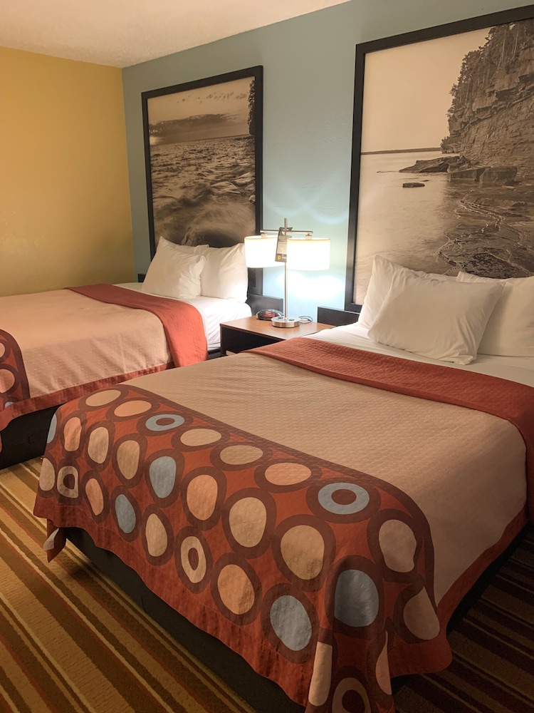 Room, 2 Queen Beds, Accessible, Non Smoking - Photo 3