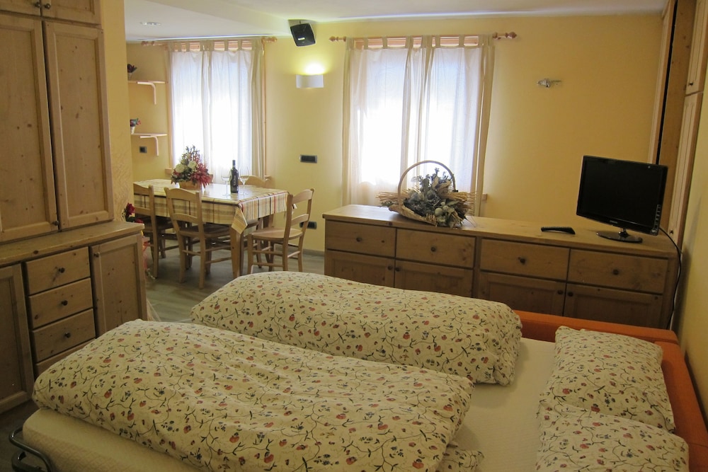 Apartment, Ground Floor (Terra)