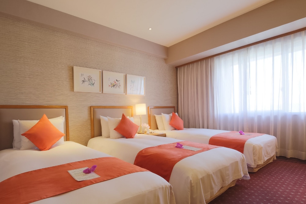 Superior Triple Room, 3 Twin Beds photo 1
