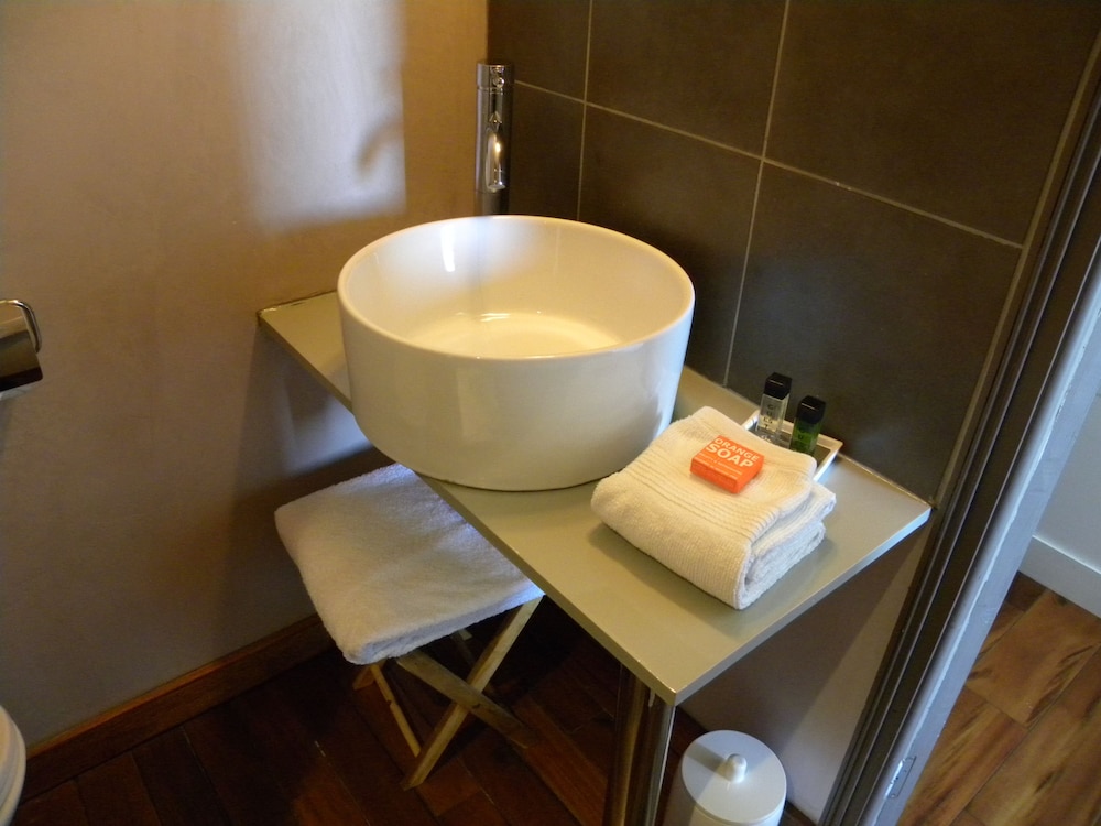 Double Room - Photo 35