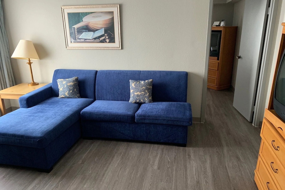 Suite, 1 Bedroom, Non Smoking photo 1