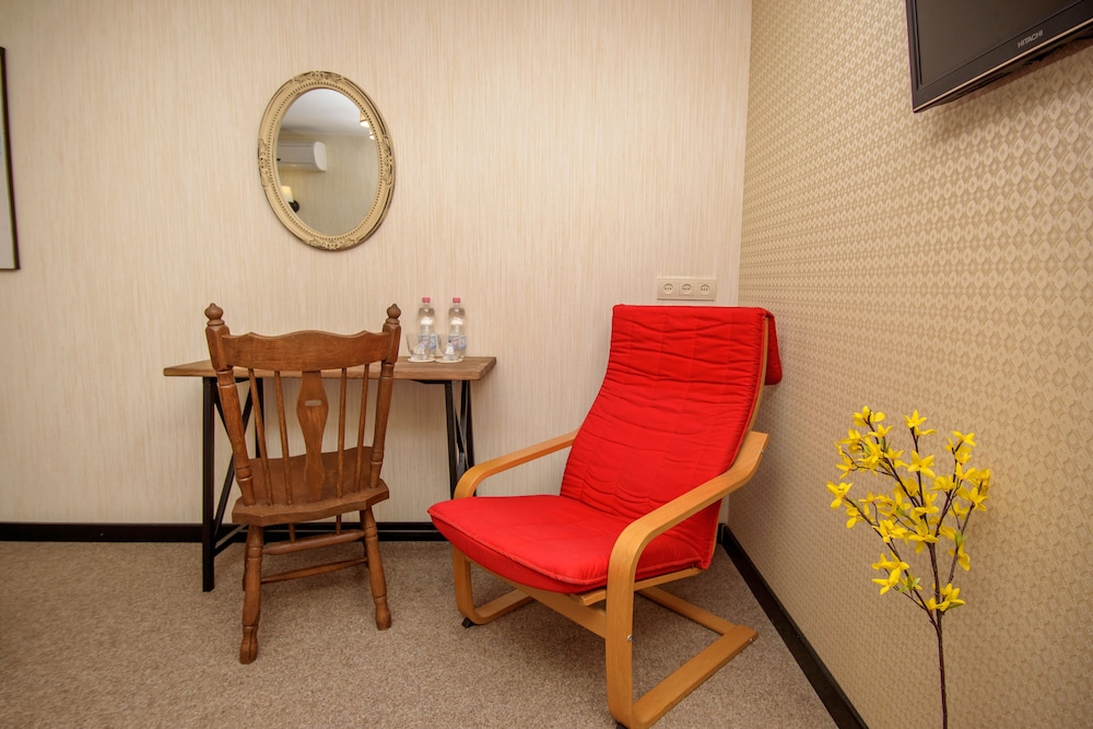 Economy Double Room (Roof window) photo 3