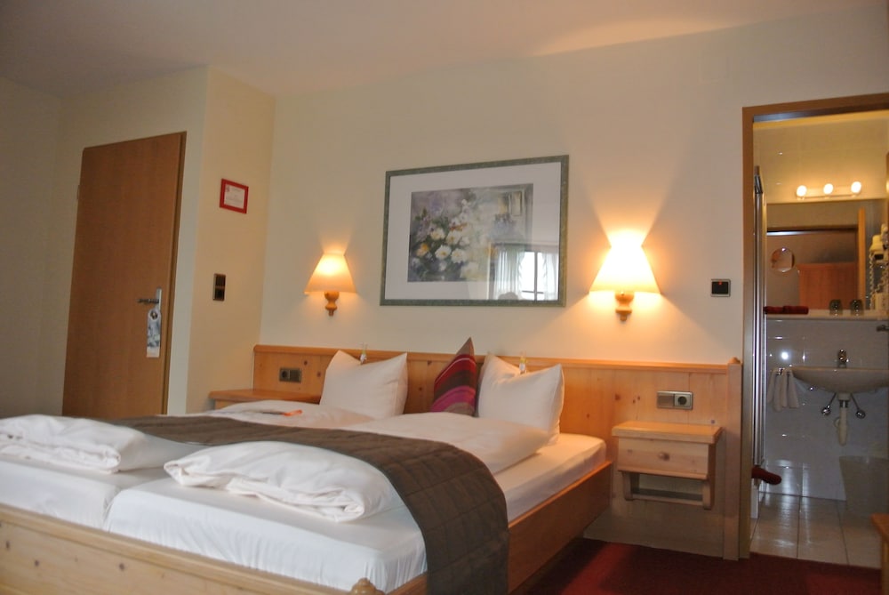 Comfort Double or Twin Room, 1 Bedroom photo 2