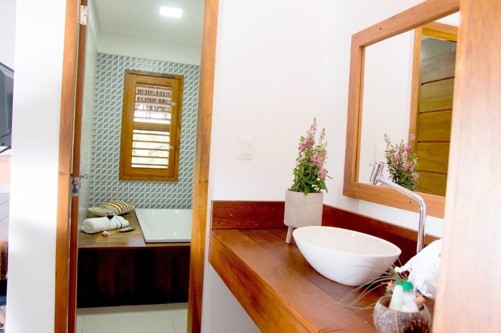 Double Room, Balcony, City View photo 2