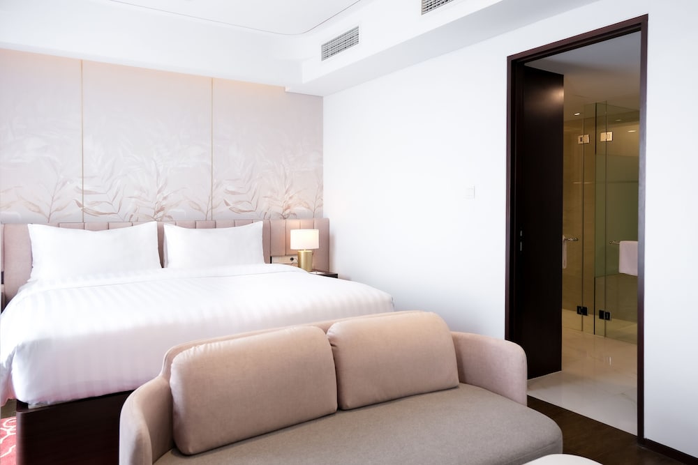 Premier Suite King - Photo 1