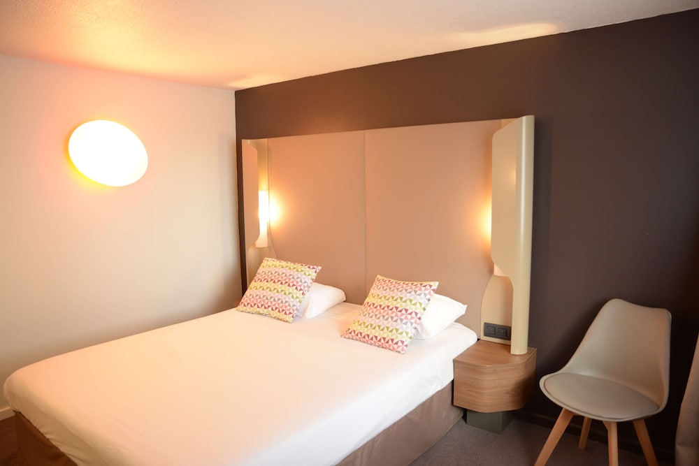 Standard Room, 2 Twin Beds photo 2