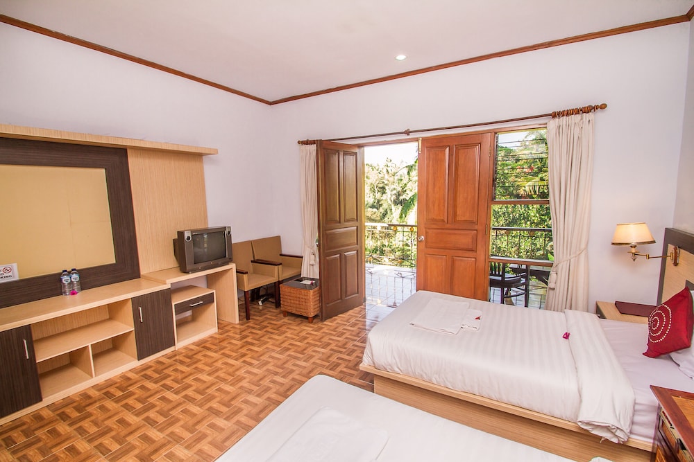 Deluxe Room, Valley View - Photo 4