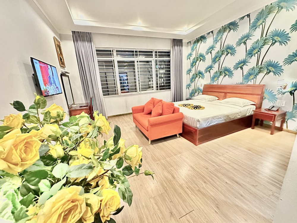 Suite - Photo 5
