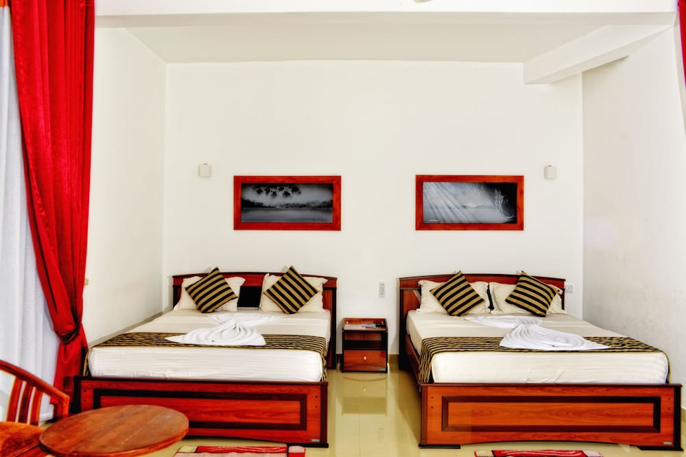 Standard Triple Room photo 3