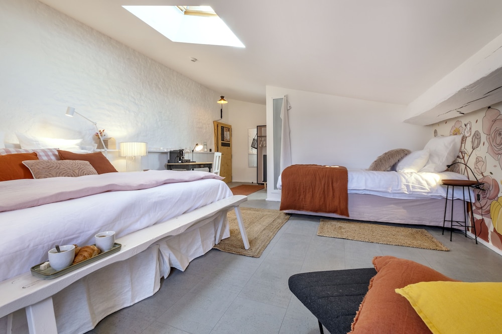 Classic Triple Room, Multiple Beds, Non Smoking photo 3