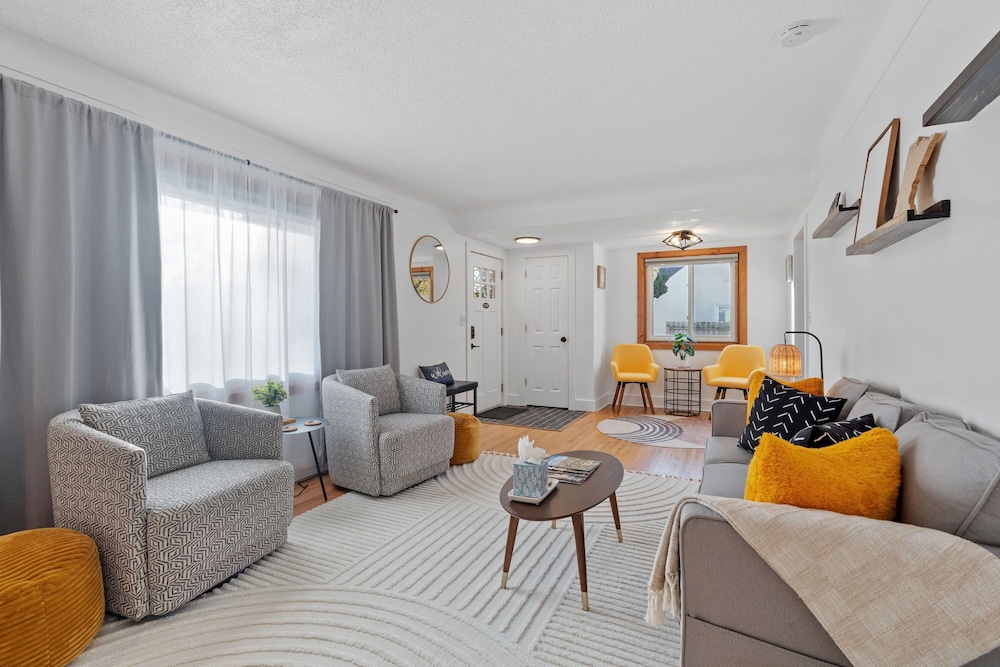 House, Multiple Beds, Kitchen, Garden View (Richfield Gem)
