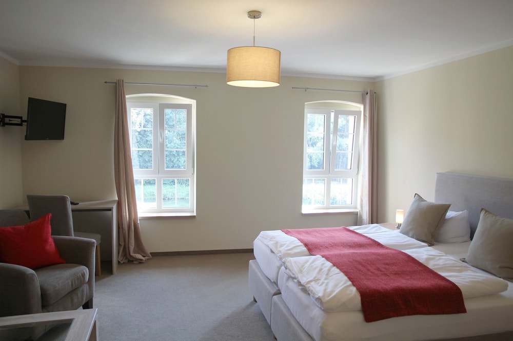Comfort Double Room, Bathtub photo 1