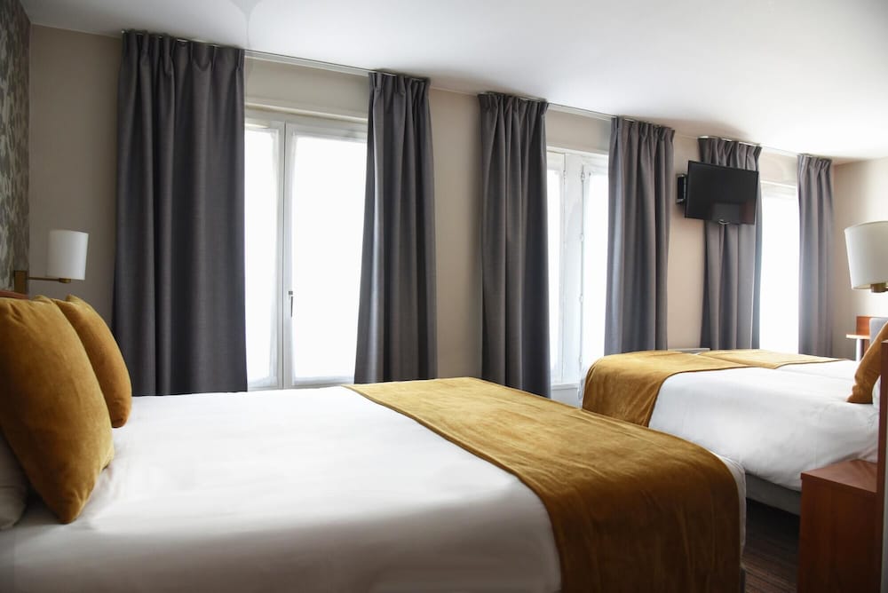 Superior Quadruple Room photo 3