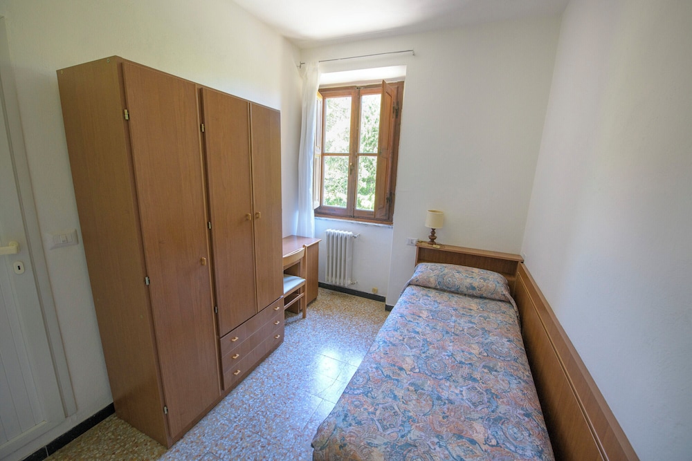 Basic Room photo 1