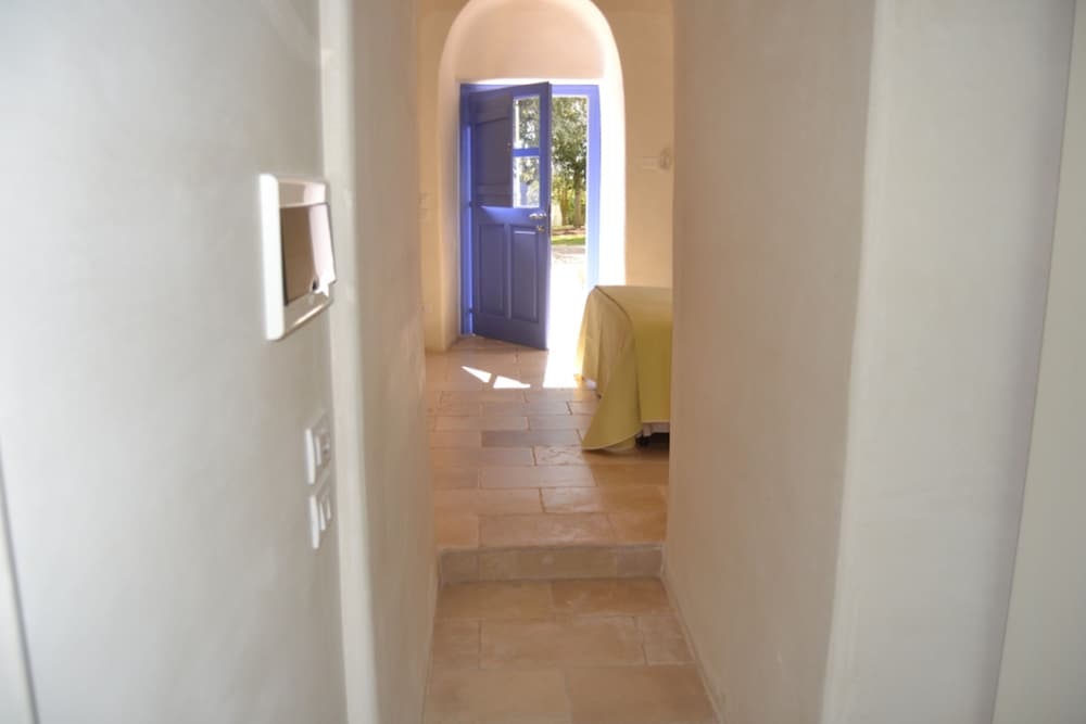 Standard Triple Room - Photo 11
