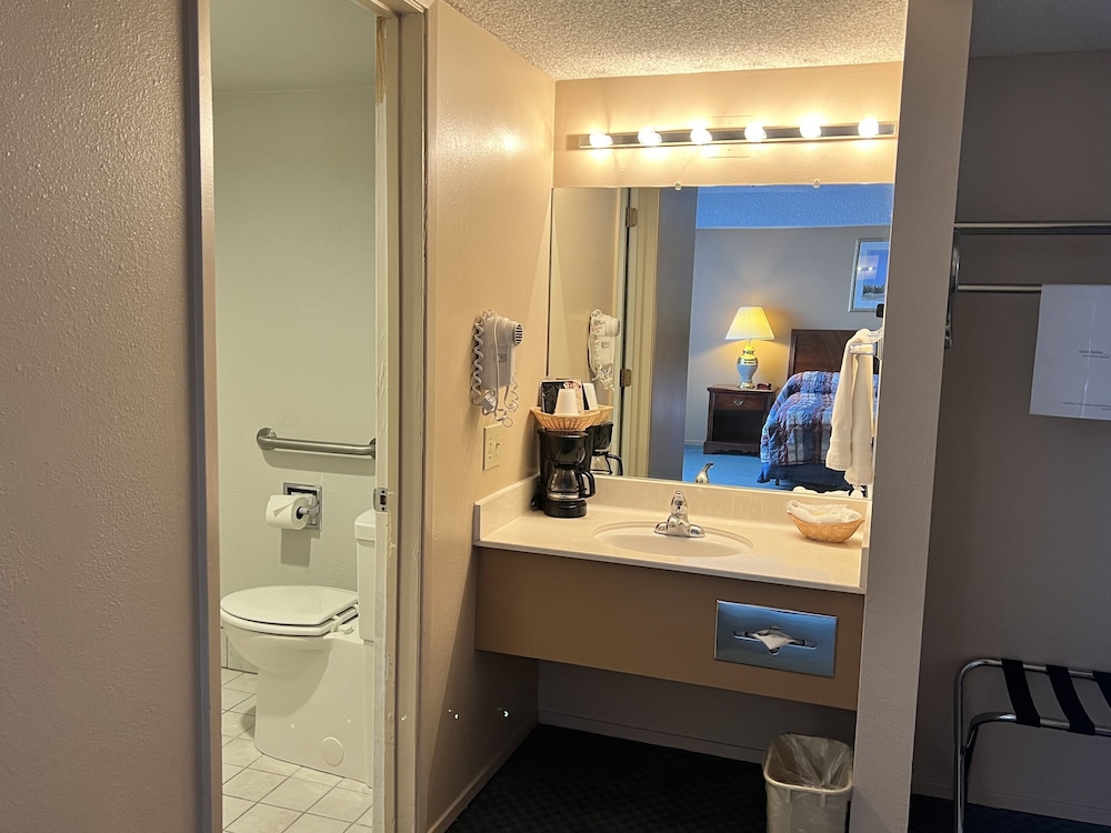 King Mini Suite photo 3