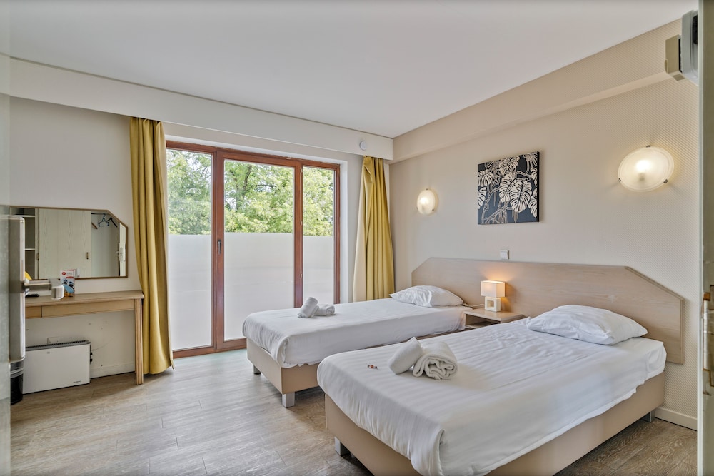 Comfort Twin Room - Photo 1