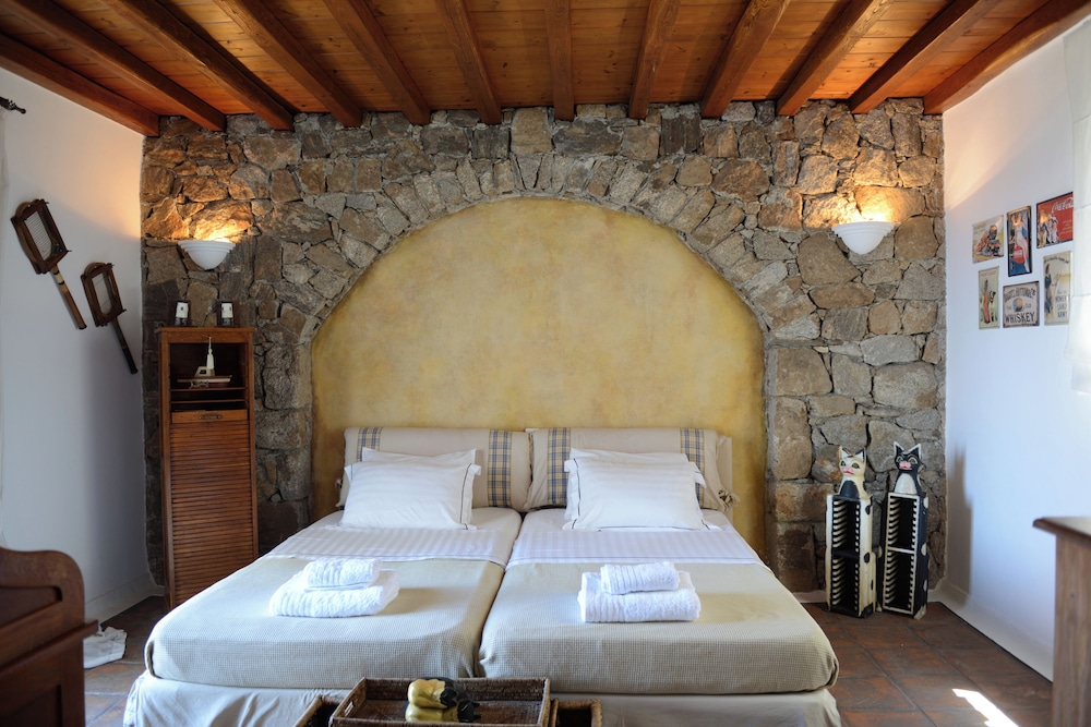 TOPOS MYKONOS POSEIDON VILLA