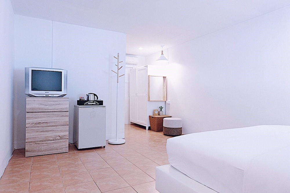 Standard Room photo 2