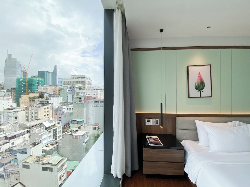 Suite, 2 Bedrooms, City View
