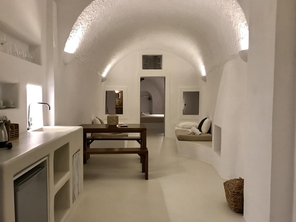 Family Suite, 1 Bedroom, Caldera & Sea View
