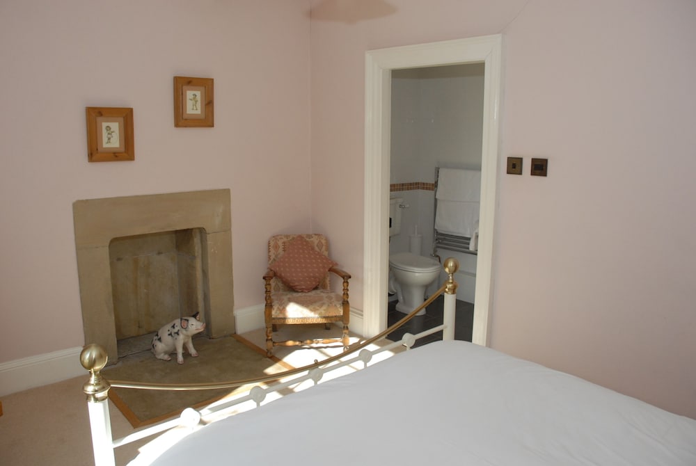 Double Room, Ensuite (Harris) photo 2