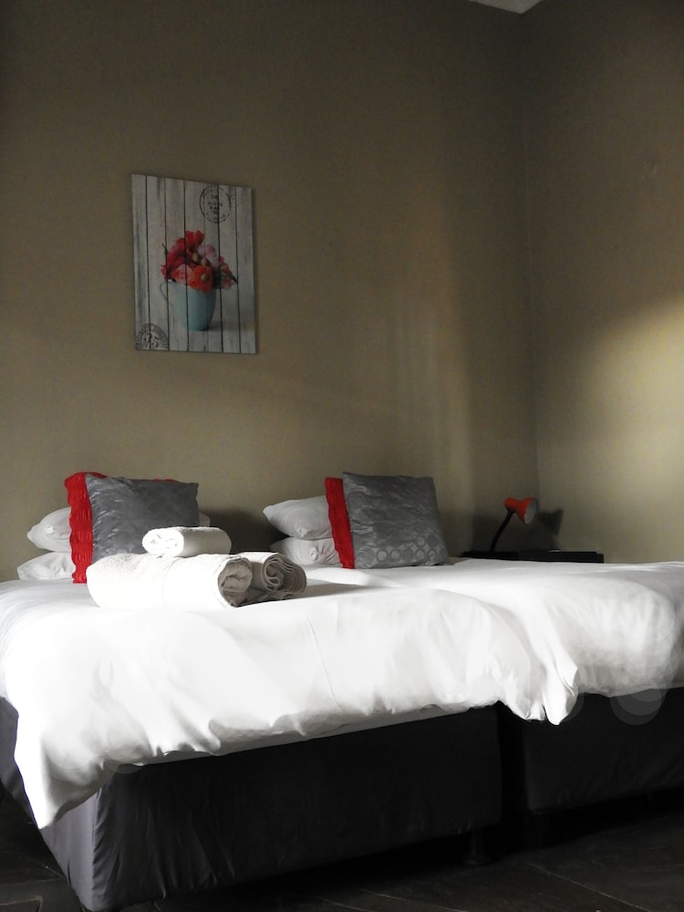 Standard Room, 1 Bedroom (Twin Rooms) photo 1