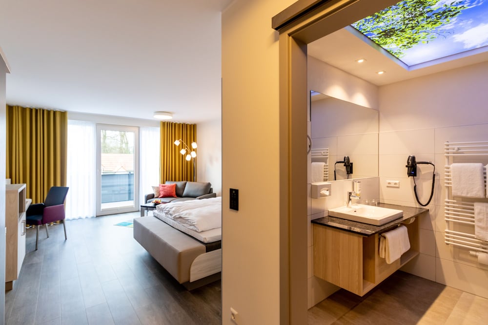 Premium Single Room photo 3