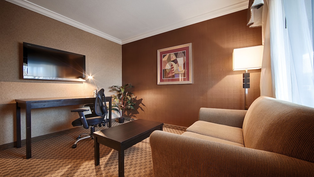 Suite, 2 Queen Beds, Non Smoking, Kitchenette - Photo 6