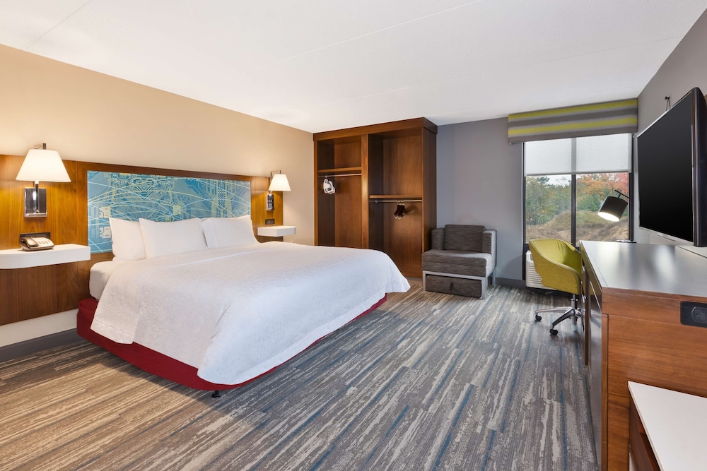Room, 2 Double Beds, Accessible, Bathtub - Photo 4