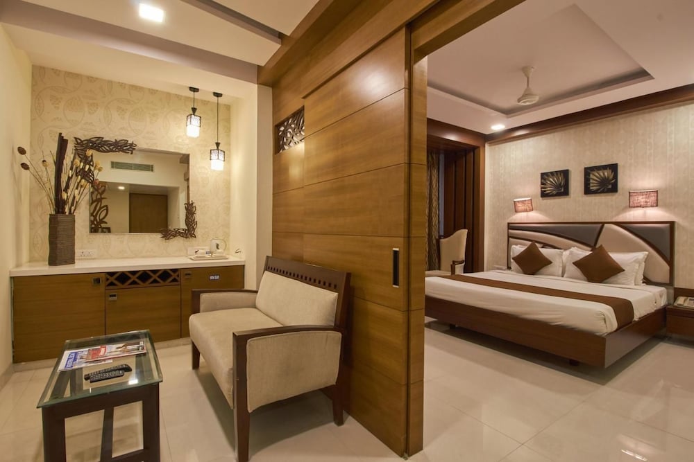 Design Suite, 1 King Bed