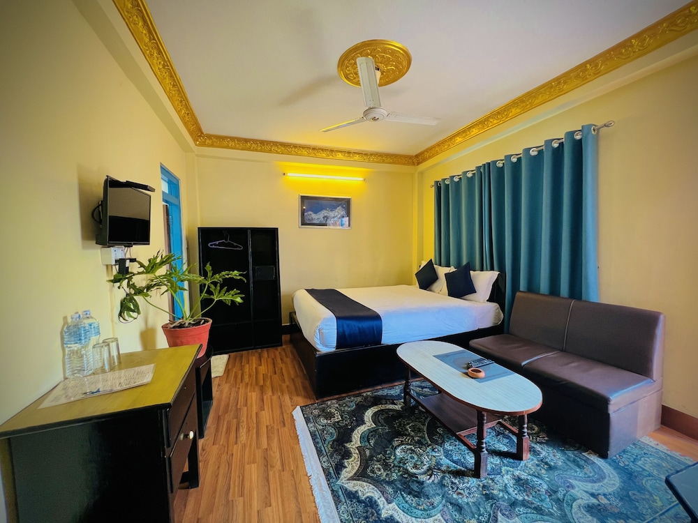 Standard Double Room, 1 Queen Bed, Garden View