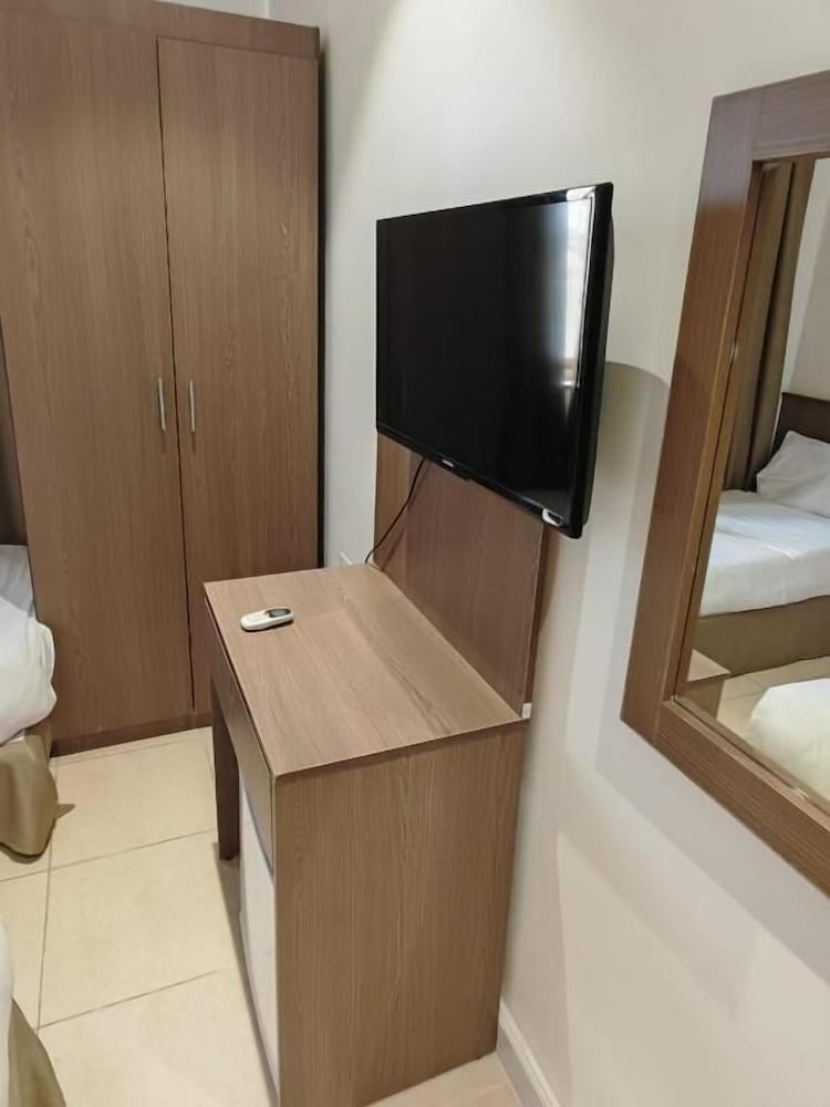 Single Room, City View