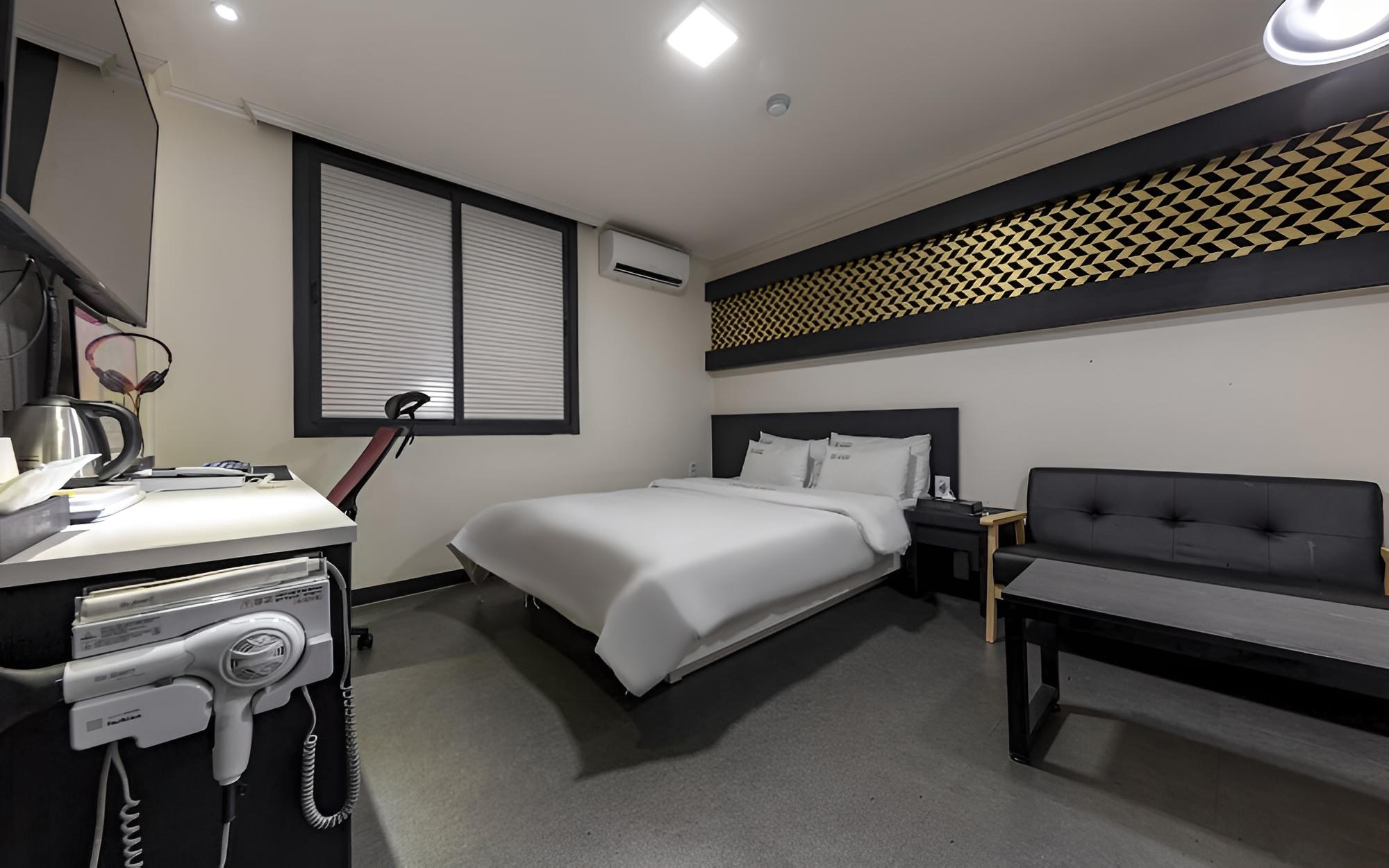 Room (1PC game room (air purifier no-hard P) - Photo 3