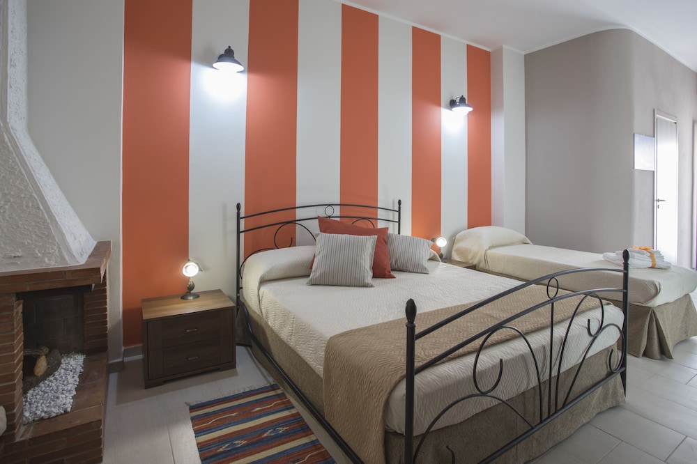 Comfort Room, City View photo 1