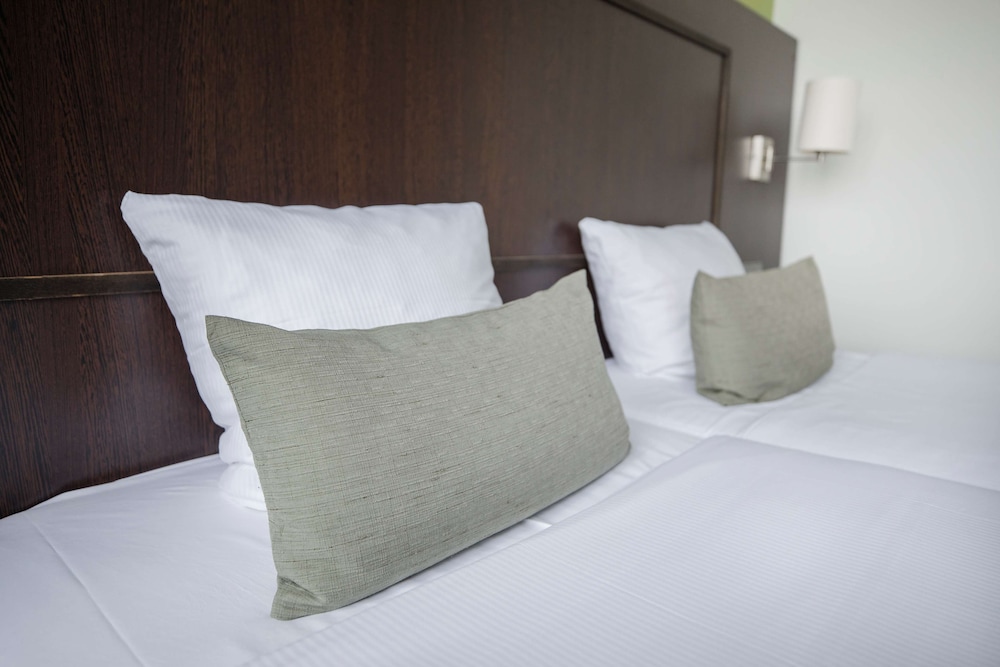 Standard Room, 1 Twin Bed, Non Smoking - Photo 3