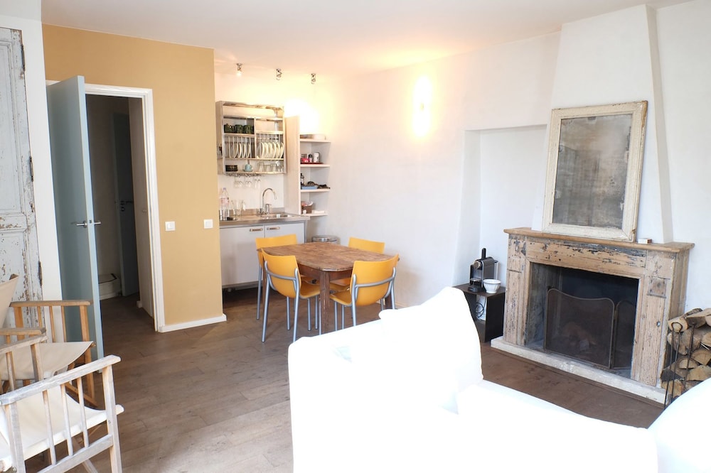 House, 2 Bedrooms (Angleterre) - Photo 1