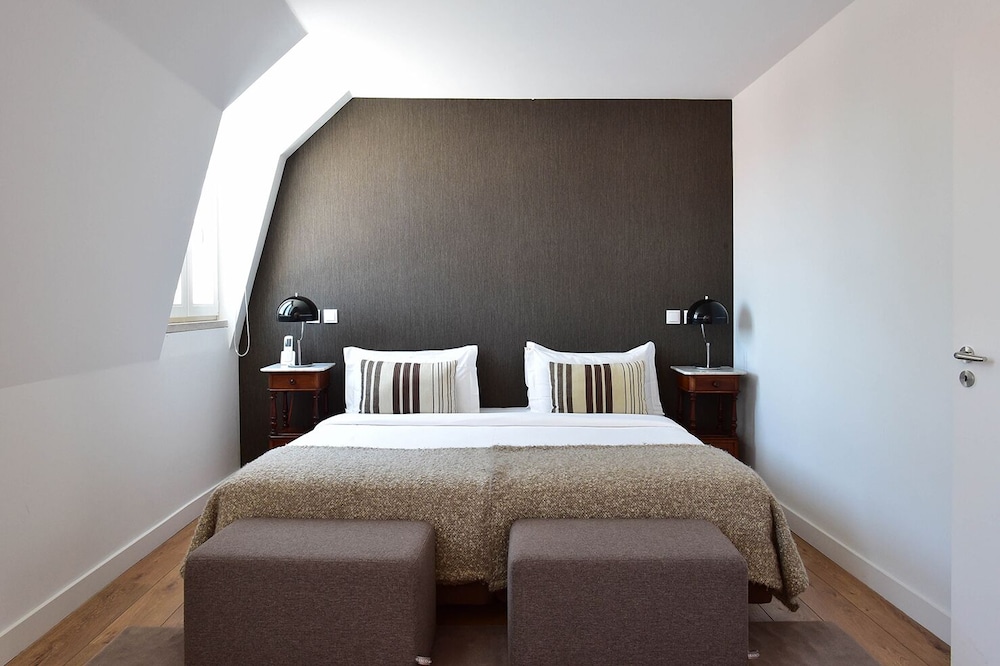 Deluxe Suite - Photo 2