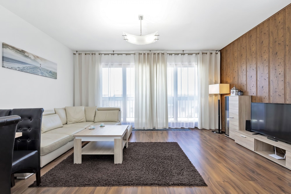 Apartment, 1 Bedroom, Balcony photo 1