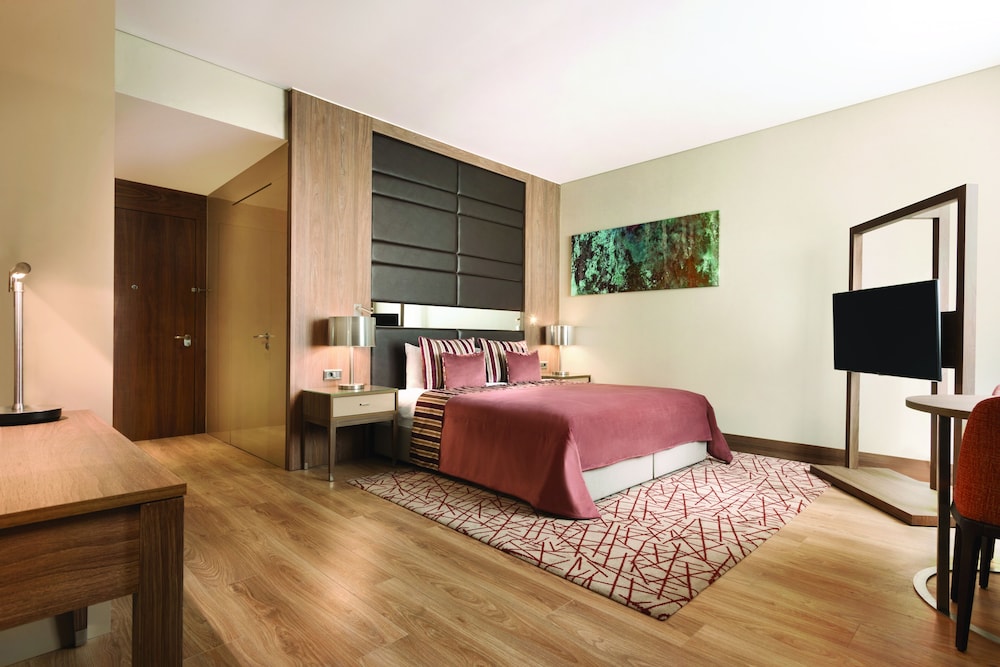 Elite Suite, 1 Queen Bed, Non Smoking photo 1