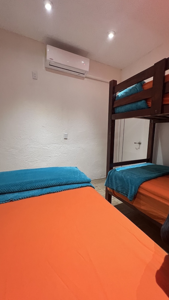 Basic Triple Room (Fan) photo 1
